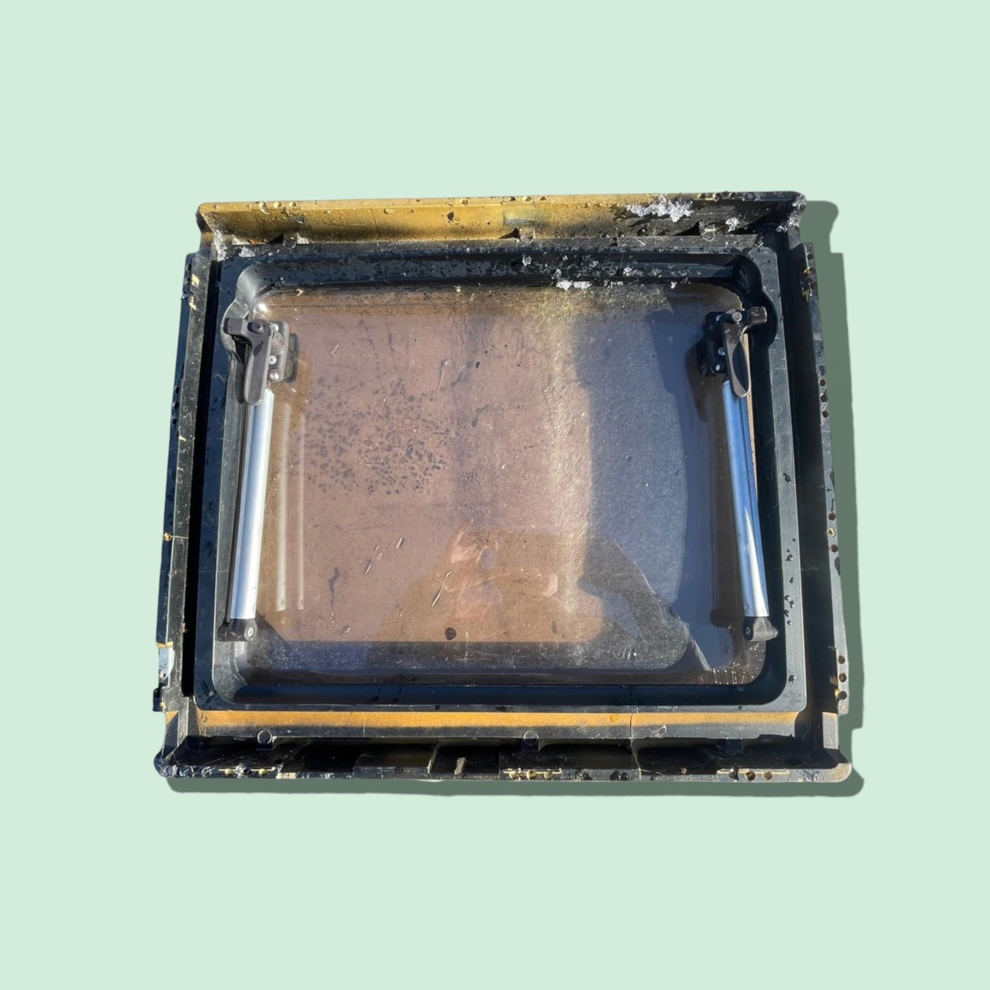 Camper raam 53 x 48 cm