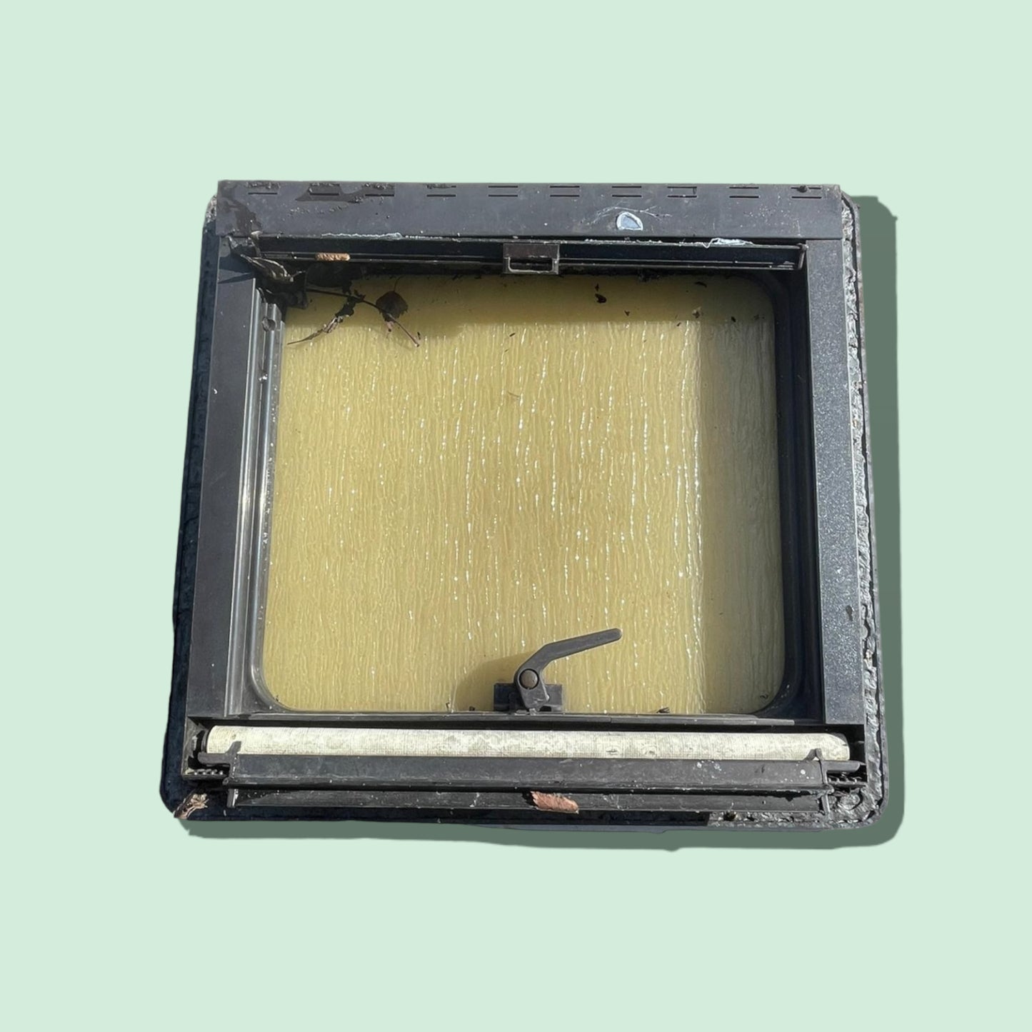 Camper raam 46,5 x 44 cm