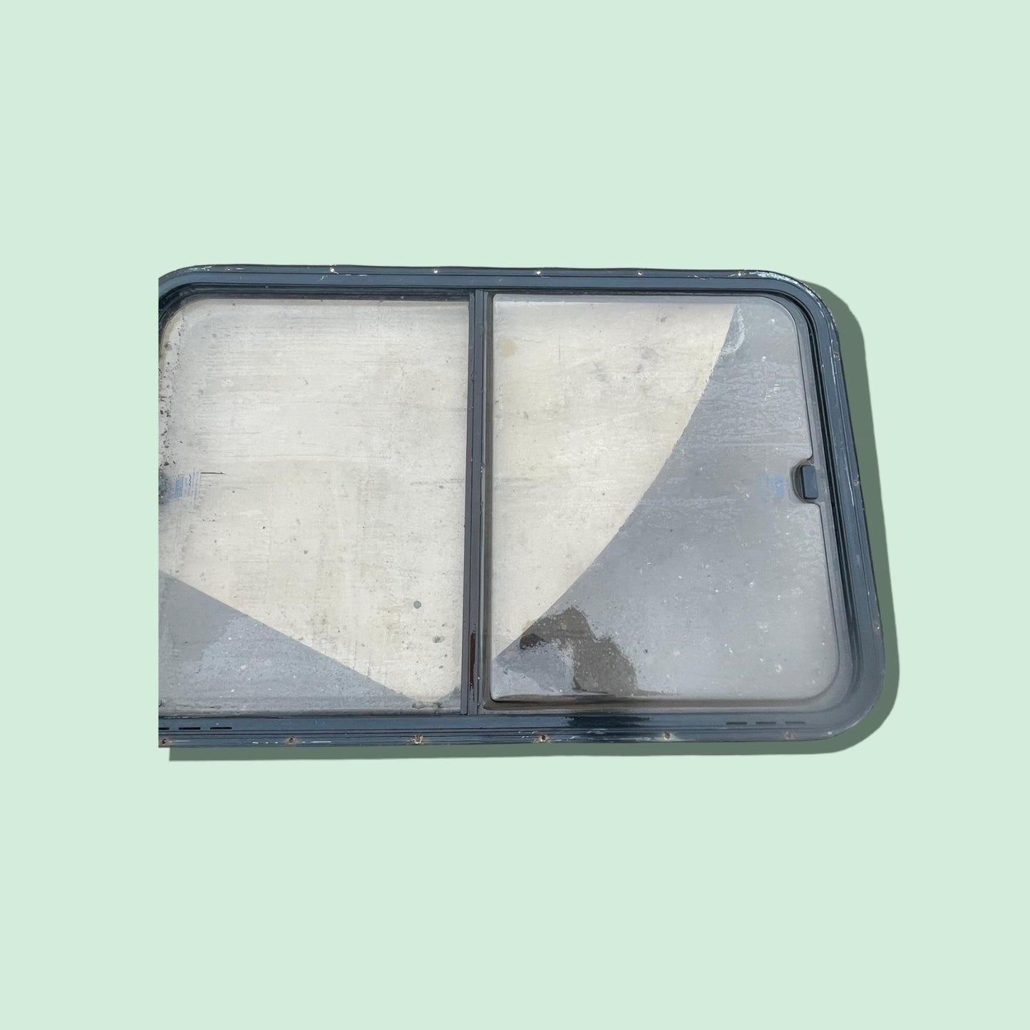 Camper raam 98 x 63 cm