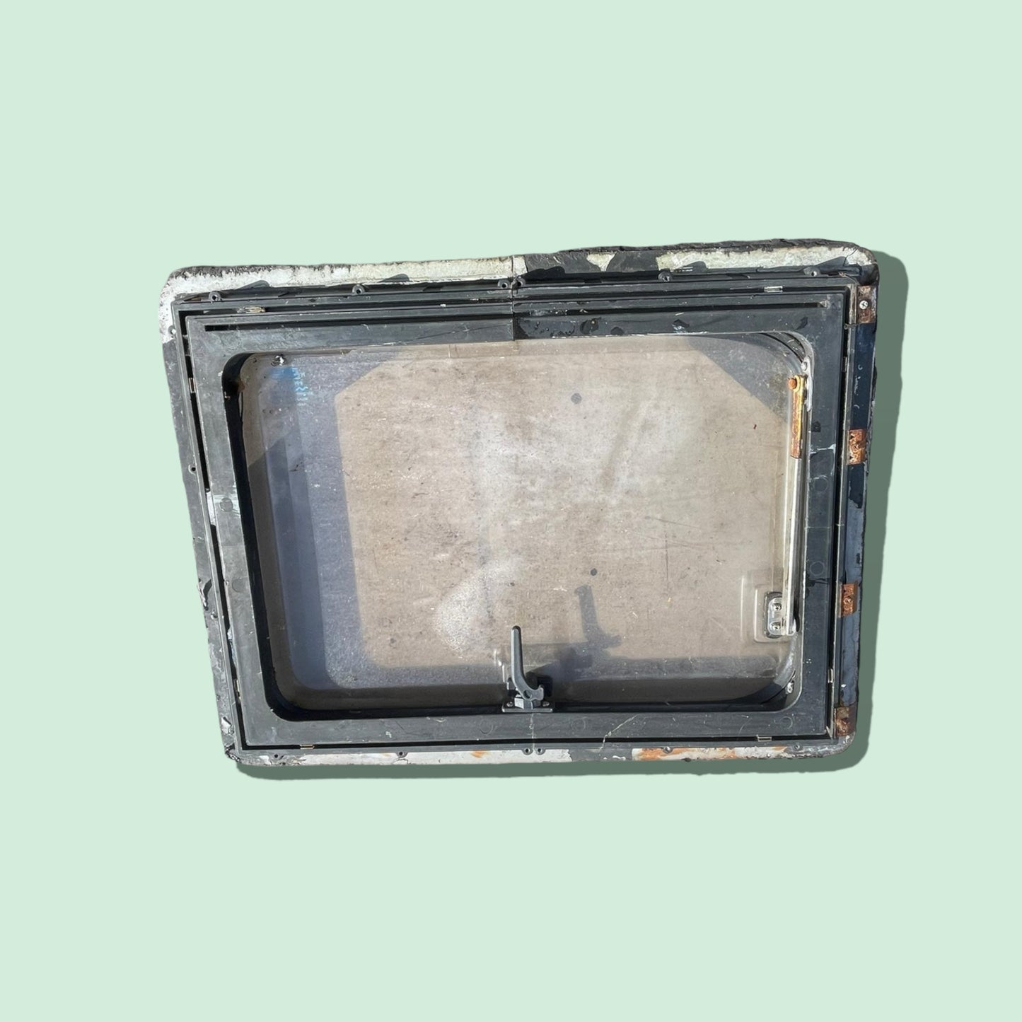 Camper raam 69 x 49,5 cm