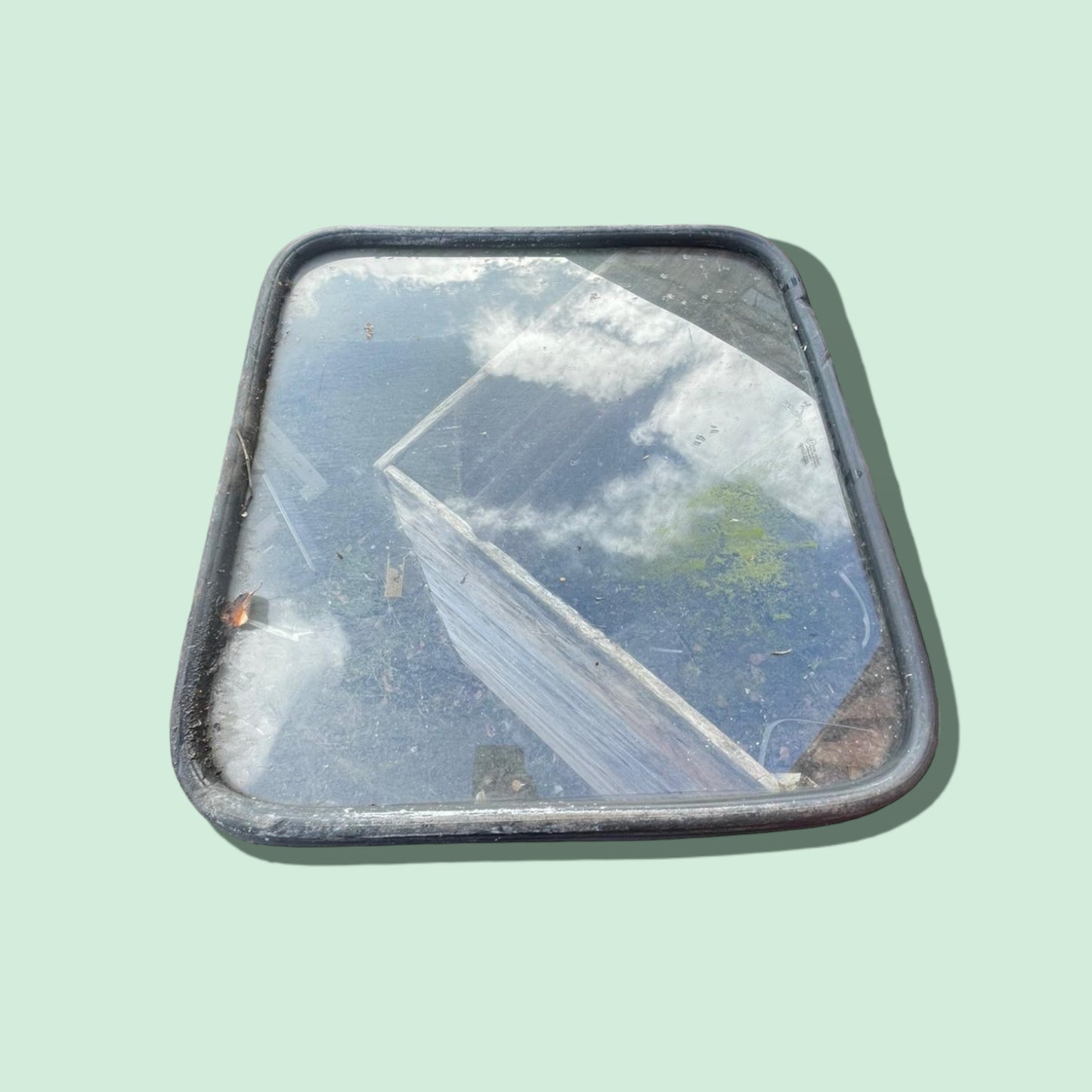 Camper raam 64 x 62 cm glas