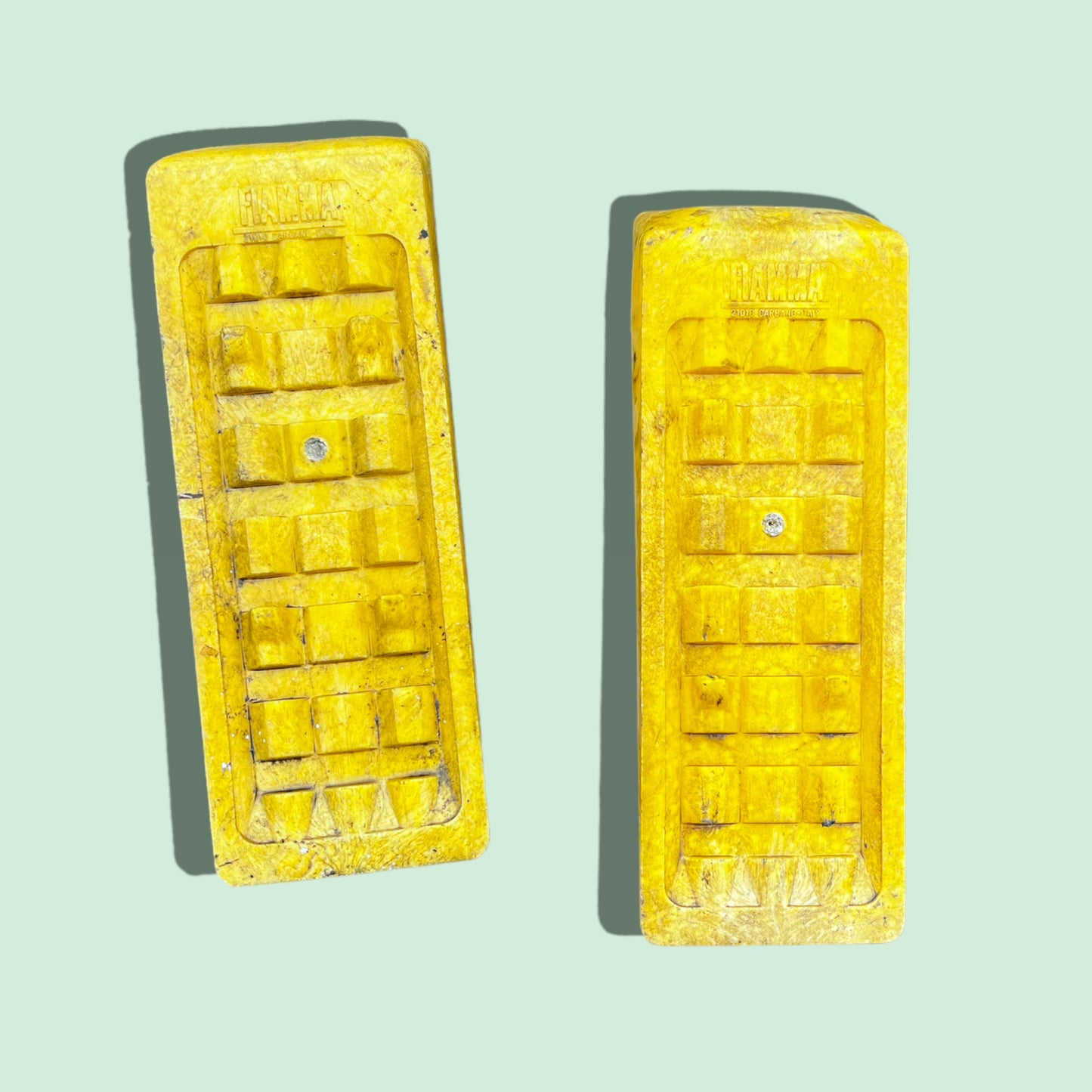 Fiamma Magnum levellers