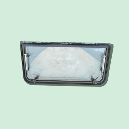 Camper raam 94 x 49 cm