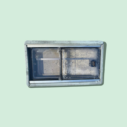 Camper raam 73 x 42,7 cm