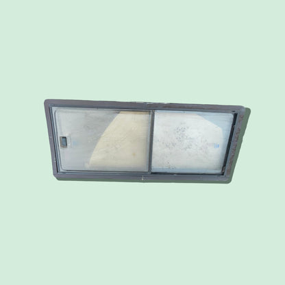 Camper raam 133,5 x 59 cm