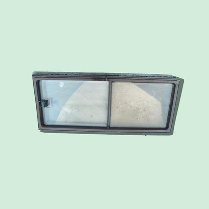 Camper raam 133,5 x 59 cm