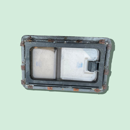 Camper raam 53,5 x 34 cm