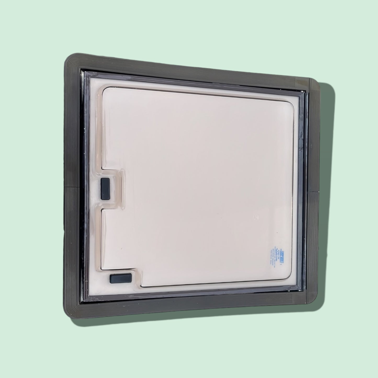 Camper raam 58,5 x 54 cm