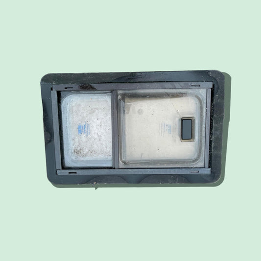 Camper raam 53,5 x 34 cm